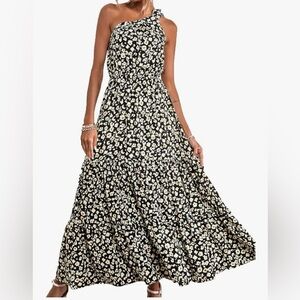 🌼 BOHO One-Shoulder Black & Cream Floral Maxi Sundress – Size Small (NWOT)
